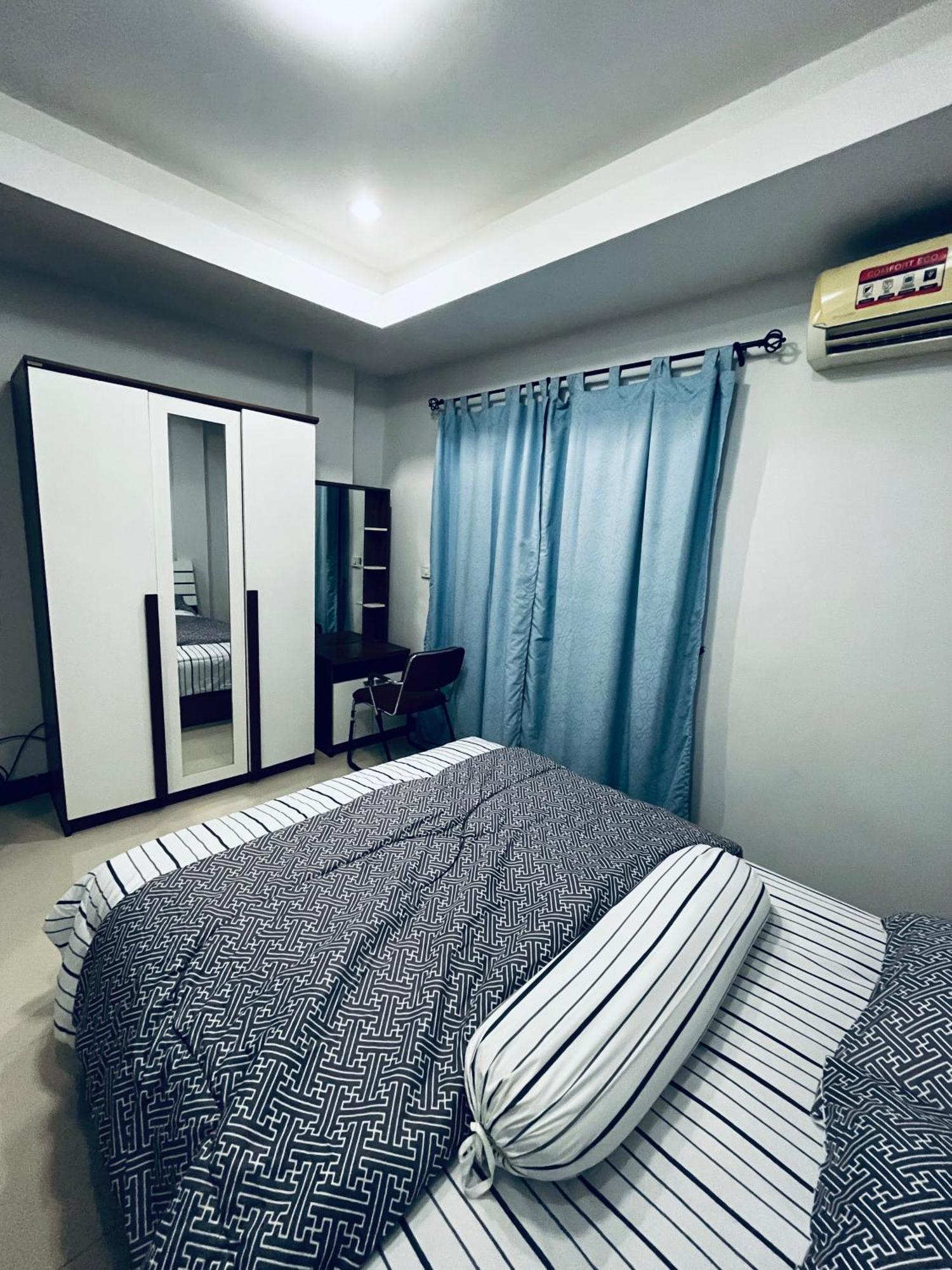 The European House Pattaya Bed & Breakfast Bagian luar foto