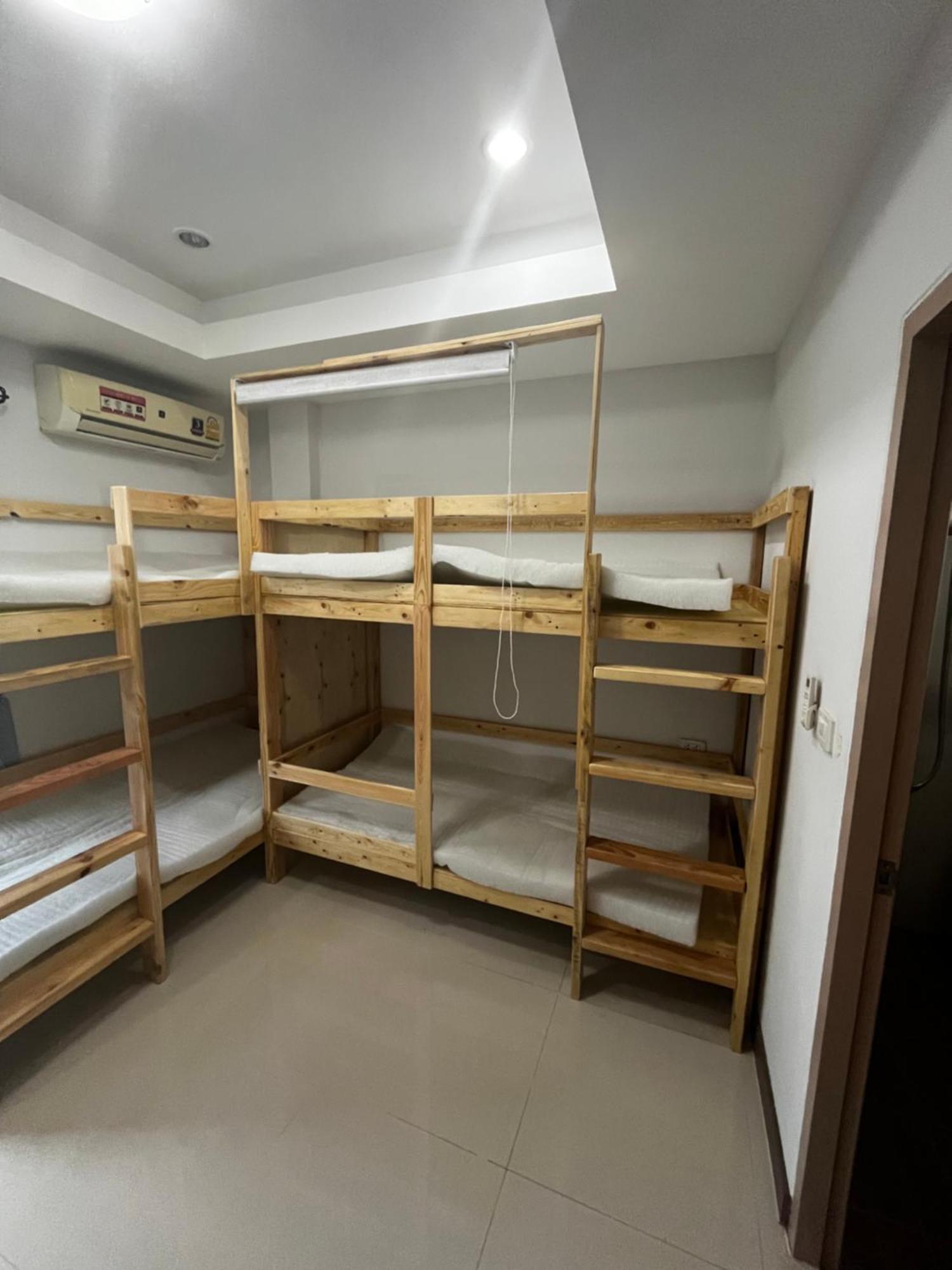 The European House Pattaya Bed & Breakfast Bagian luar foto