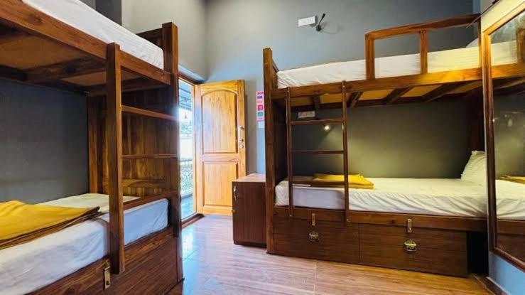 The European House Pattaya Bed & Breakfast Bagian luar foto